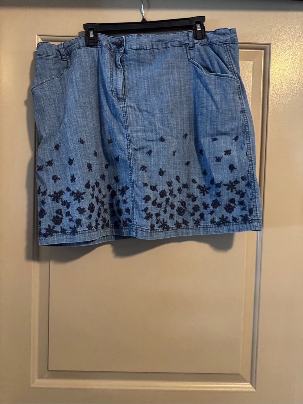 Karen Scott Light Blue Denim Skirt with Dark Blue Floral Embroidery